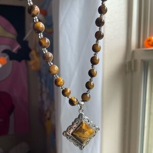 Vintage brown beaded stone tigers eye diamond shaped pendant necklace